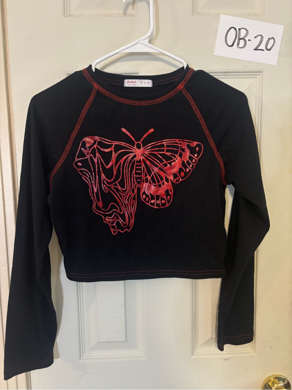 ROMWE Black Long Sleeve Crop Top with Red Butterfly Graphic